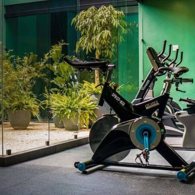 Cosmopolitan Apt 1407, 5 Star Facilities, 15M Sjo Airport, Parking, Pool, Gym San Jose  Exterior photo