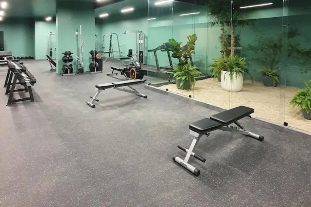 Cosmopolitan Apt 1407, 5 Star Facilities, 15M Sjo Airport, Parking, Pool, Gym San Jose  Exterior photo