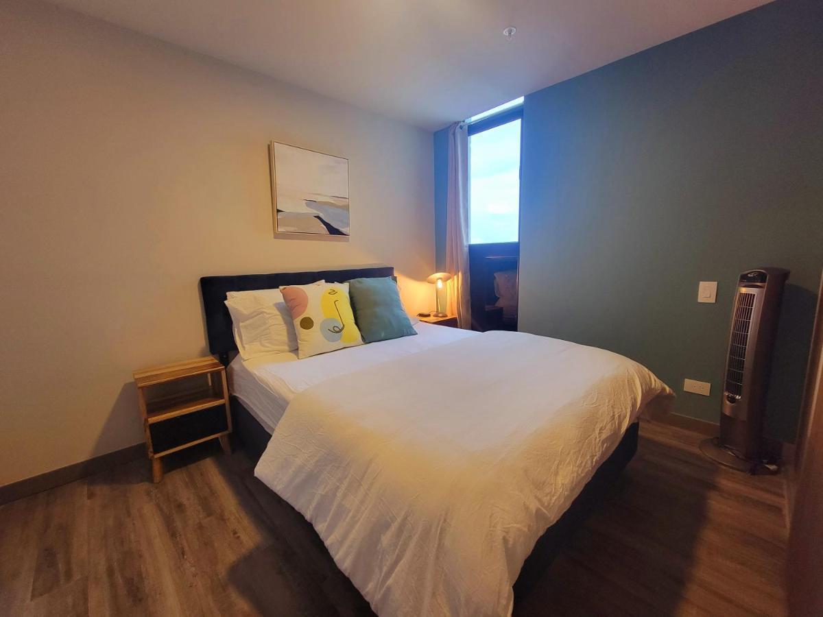 Cosmopolitan Apt 1407, 5 Star Facilities, 15M Sjo Airport, Parking, Pool, Gym San Jose  Exterior photo